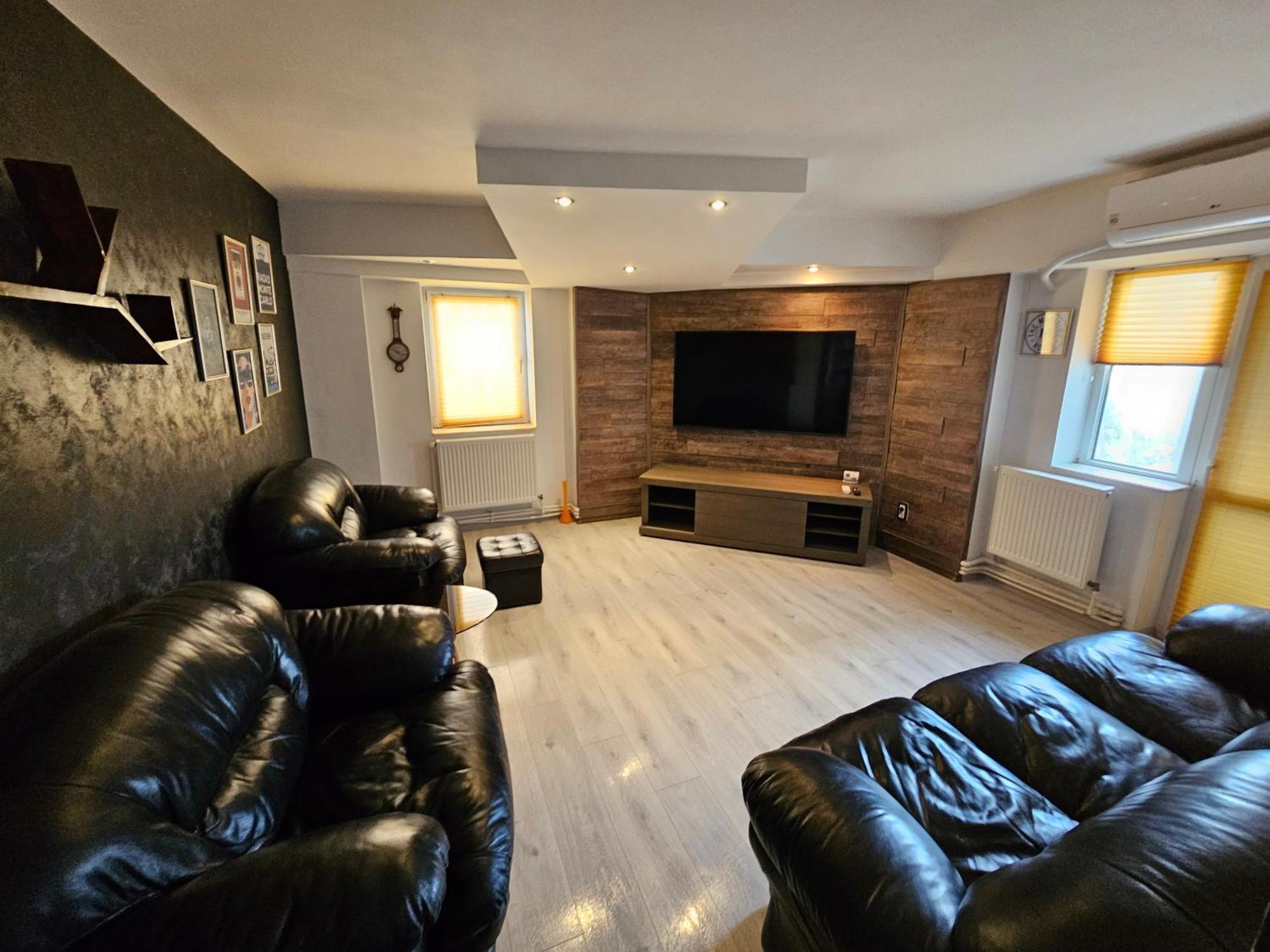 Oscar Apartment *